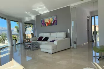 listing-small