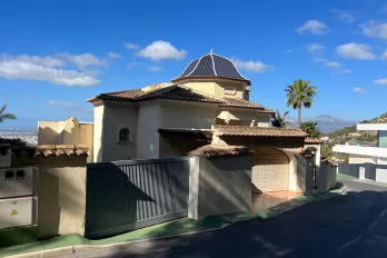 listing-small