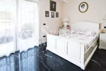 listing-small