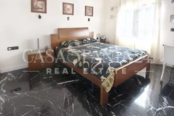 listing-small