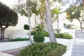 listing-small